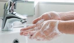مرض خطير يهددك إن لم تغسل يدك بعد المرحاض