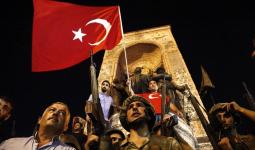 تظاهرات خلال الانقلاب في تركيا