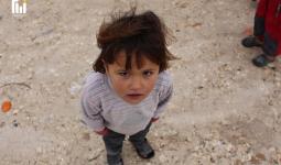 إحدى الطفلات في مخيمات ريف إدلب الشمالي عدسة: بسام الرحال خاص 