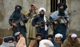 مقاتلون من حركة طالبان الأفغانية خلال الحرب مع القوات الأمريكية مؤخراً
