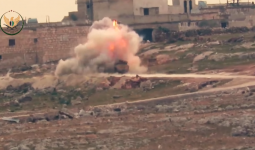 لحظة استهداف إحدى مركبات ميليشيات الأسد بصاروخ موجه في حلب
