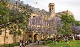 جامعة أديلايد في أستراليا