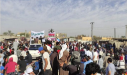 تظاهرة في دير الزور تنديداً بالإساءة للنبي محمد