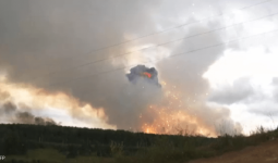 حريق داخل قاعدة عسكرية في روسيا
