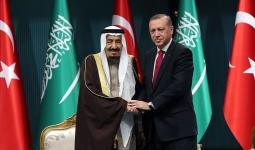 الملك سلمان بن عبد العزيز مع الرئيس التركي رجب طيب أردوغان