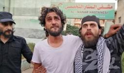 آثار اعتداء شرطة عفرين على منشد الثورة أبو رعد الحمصي