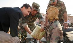 بشار الأسد مع عناصره