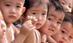 أطفال صينيين