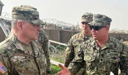 رئيس هيئة الأركان الأمريكية المشتركة يزور إحدى قواعد قواته في شمال شرق سوريا