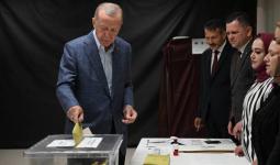 أردوغان يدلي بصوته في الانتخابات التركية.jpeg