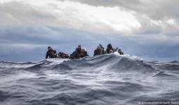قارب مهاجرين قبالة سواحل ليبيا