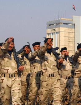 تنوي وزارة الدفاع العراقية إعادة 108 آلاف مفصول إلى الخدمة تباعاً