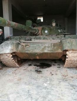 دبابة اغتنهما الثوار خلال معارك ريف إدلب الشرقي مؤخراً