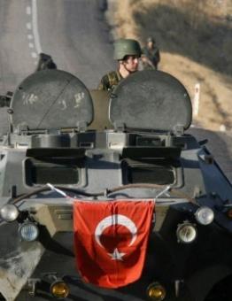 تسعى تركيا إلى صد هجمات نظام الأسد في ريفي حلب وإدلب وإعادة الأمان للمنطقة
