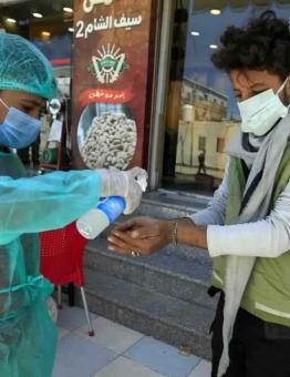 سيكون تفشي فيروس كورونا في اليمن كارثياً إثر النظام الصحي المتردي بسبب الحرب