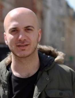 مخرج الأفلام واللاجئ السوري في بريطانيا حسان عقاد