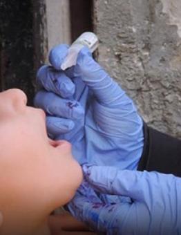 تطعيم أطفال في سوريا
