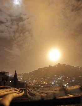 دفاعات النظام تعترض صواريخ إسرائيلية في محيط دمشق