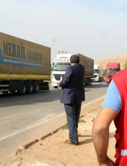 مساعدات تركية إلى إدلب