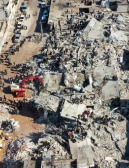 صورة جوية تظهر حجم الدمار في بلدة جنديرس بريف حلب الشمالي