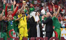 المنتخب الجزائري يتوج بكأس العرب