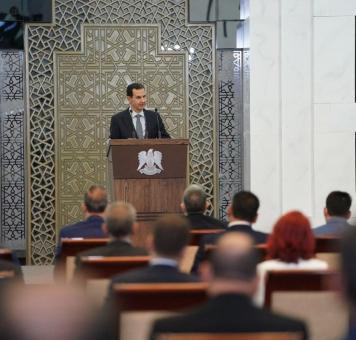 بشار الأسد في قصر الشعب