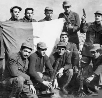 صورة أرشيفية لثوار الجزائر