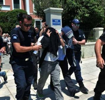 اعتقال سوريين يتهمة إدارة عيادات غير قانونية في تركيا