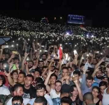 تجمع الناس في ملعب اللاذقية 2  6 2021