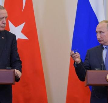 الرئيس التركي رجب طيب أردوغان مع الرئيس الروسي فلاديمير بوتين.
