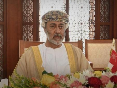 هيثم بن طارق آل سعيد سلطان عمان الجديد