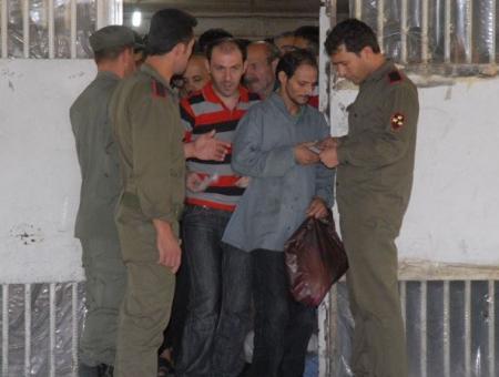 معتقلين في سجون نظام الأسد