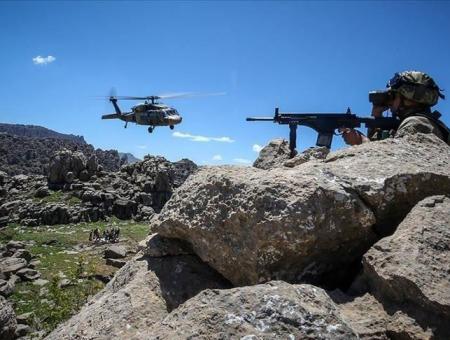 قوات تركية خلال إحدى العمليات ضد الإرهابيين