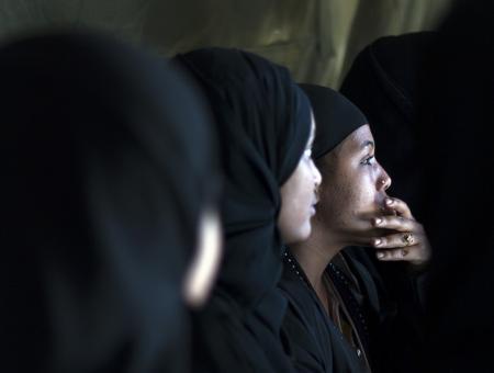 مكتب الهجرة الفلبيني يُحقق في حادثة تهريب 44 امرأة إلى سوريا