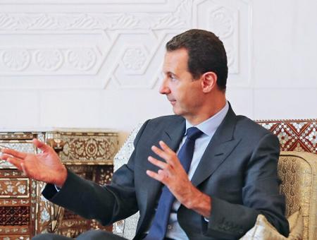 نفى عدد من السياسيين السوريين، خبر الاجتماع