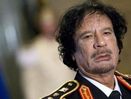 الرئيس الليبي معمر القذافي