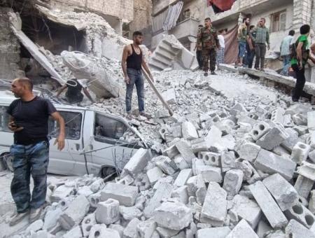انهيار مبنى في مدينة حلب