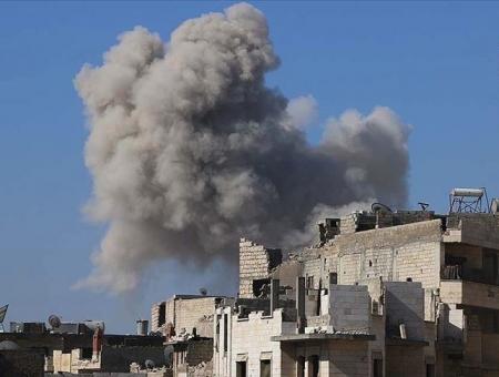 قصف روسي على أطراف مدينة إدلب