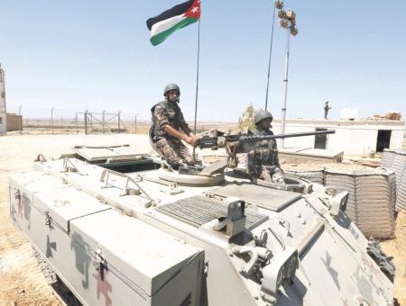 الجيش الأردني قرب الحدود السورية