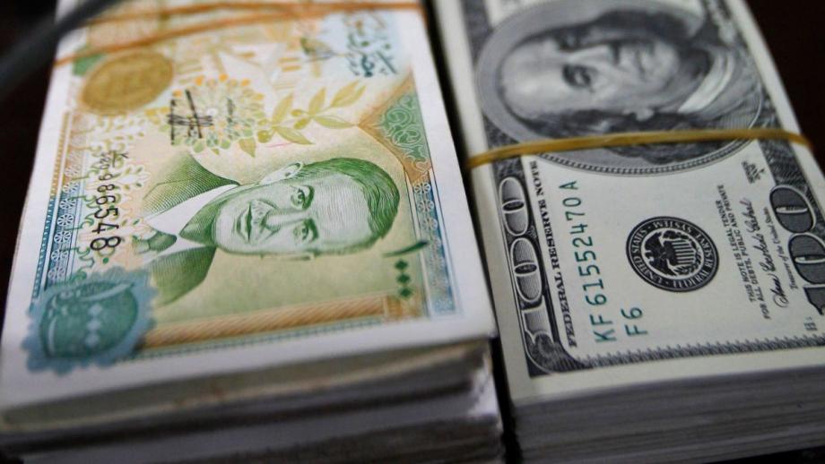 تواصل الليرة السورية انخفاضها أم العملات الأجنبية