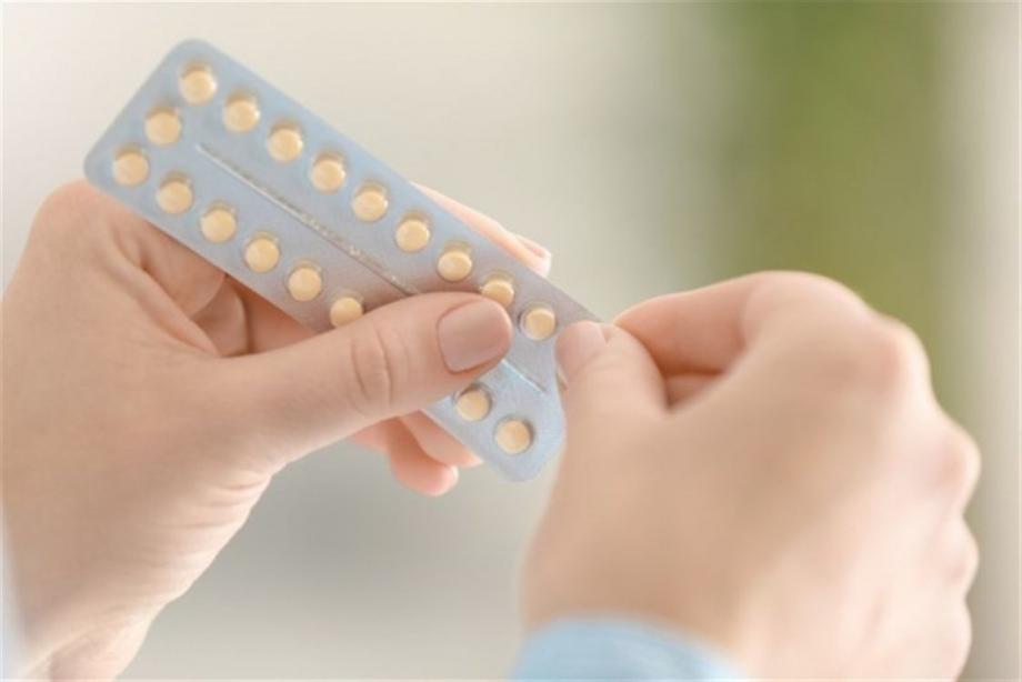تنزعج النساء من  تناول وسائل منع الحمل اليومية عن طريق الفم يومياً