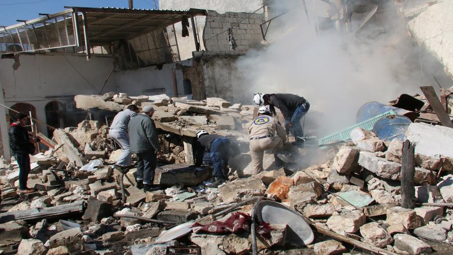 استهدف القصف مدينة الأتارب غربي حلب