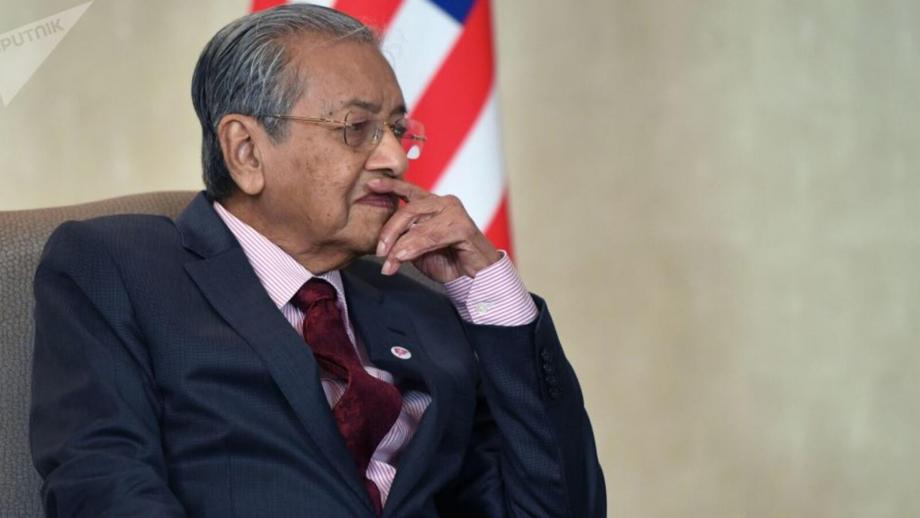 رئيس الوزراء الماليزي المستقيل مهاتير محمد