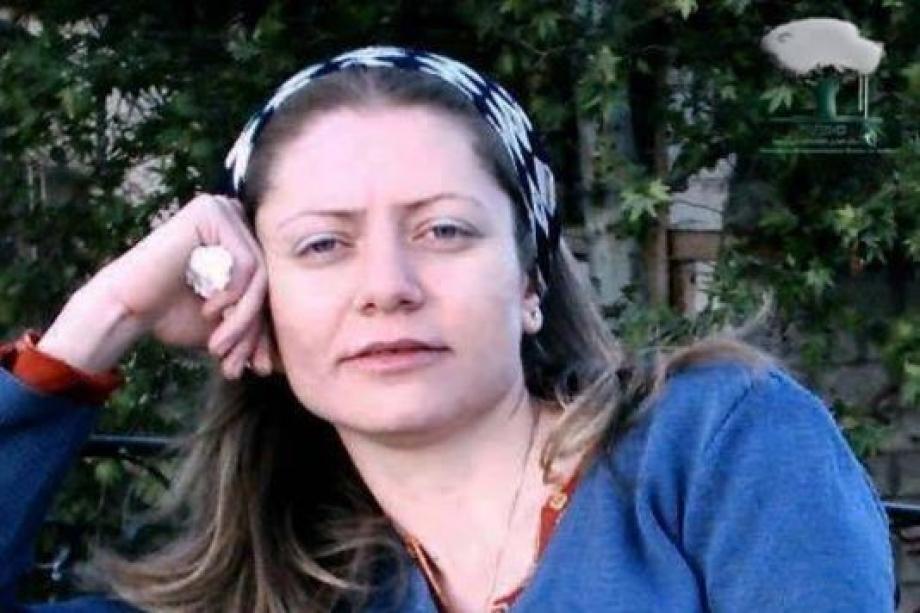الناشطة رزان زيتونة