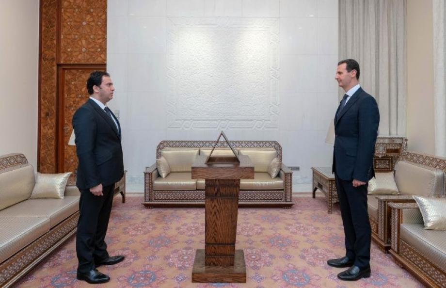 عادل العلبي أمام بشار الأسد