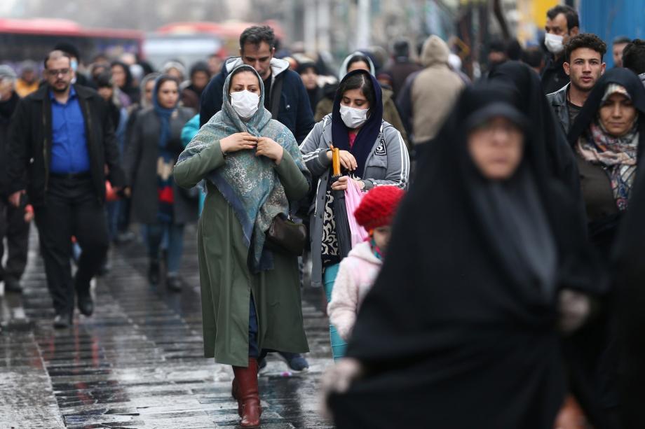 تعتبر إيران من الدول الأكثر إصابة بالنوع الجديد للفيروس إلى جانب الصين