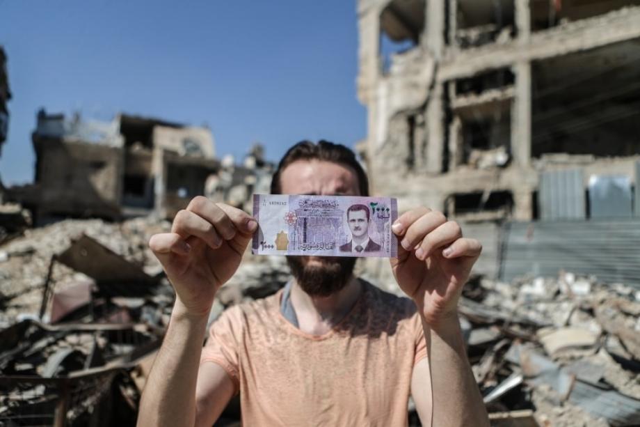 العملة لا قيمة لها إلا بمناطق سيطرة نظام الأسد