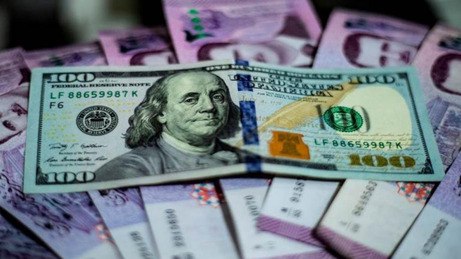 انهيار متواصل لسعر صرف الليرة السورية مقابل الدولار
