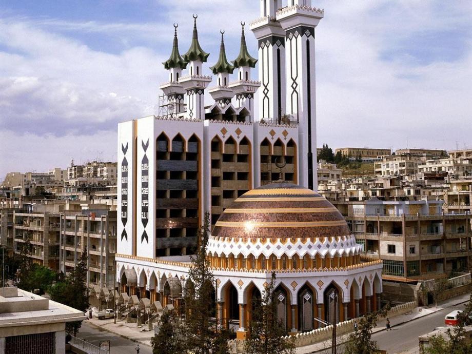 مسجد الرحمن بحلب سوريا.jpg