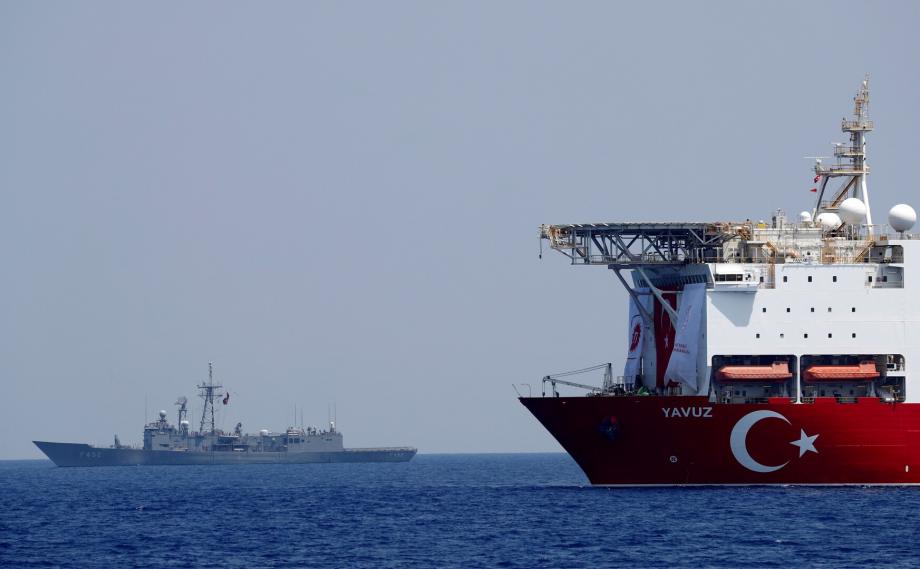 سفينة تركيا مخصصة للتنقيب عن الغاز في البحر الأبيض المتوسط